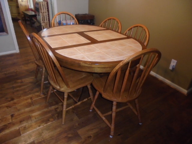 Image for PUBLIC ESTATE AUCTION (LIVING~MOVING)