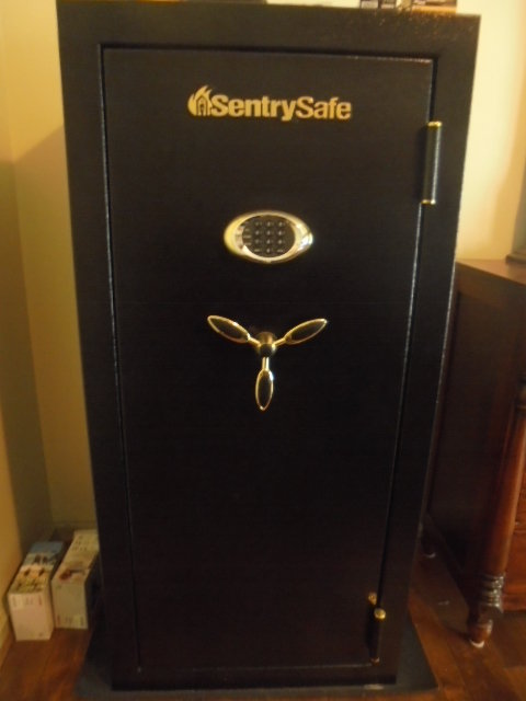 Image for PUBLIC ESTATE AUCTION (LIVING~MOVING)