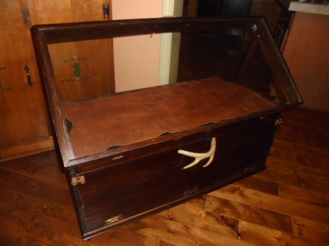 Image for PUBLIC ESTATE AUCTION (LIVING~MOVING)