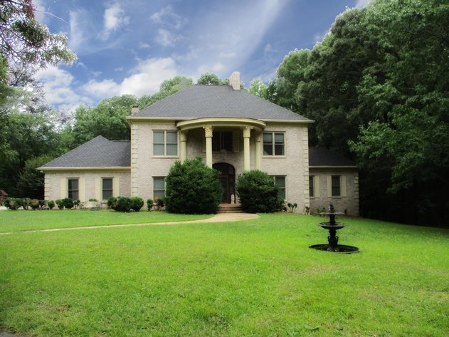 Image for LIVE AUCTION - SELLING HOUSE & PERSONAL PROPERTY August 8th @ 10:00 A.M.