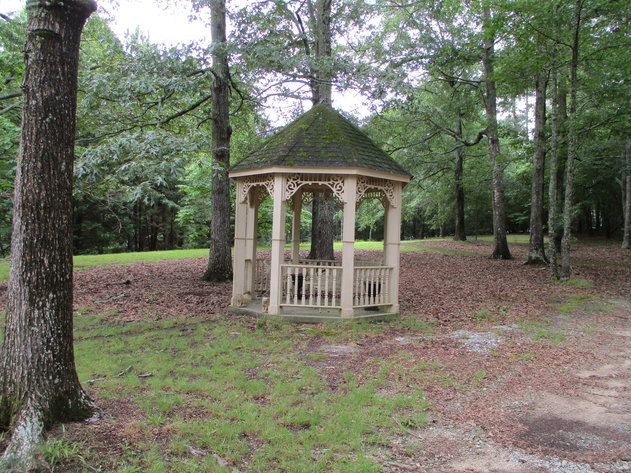 Image for LIVE AUCTION - SELLING HOUSE & PERSONAL PROPERTY August 8th @ 10:00 A.M.