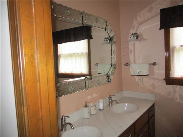 Image for LIVE AUCTION - SELLING HOUSE & PERSONAL PROPERTY August 8th @ 10:00 A.M.