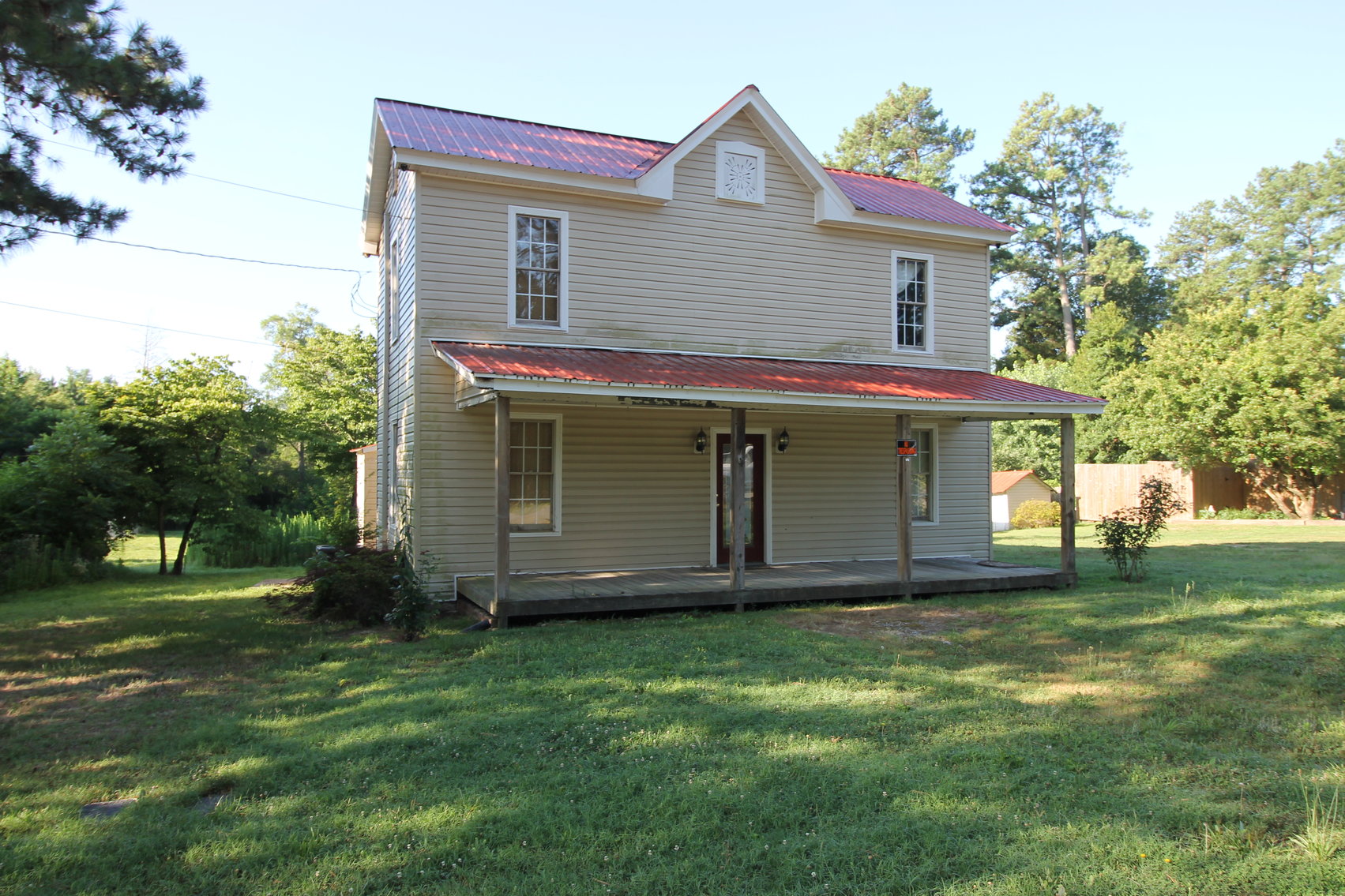 Image for Home & Lots - 3 BR/1 BA Home on .3 +/- Acre Lot AND Adjacent 3.3 +/- Acre & .7 +/- Acre Lots--SELLS to the HIGHEST BIDDER!!