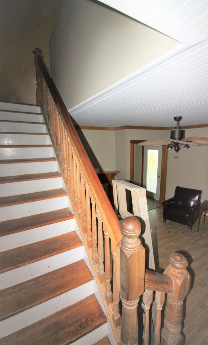 Image for Home & Lots - 3 BR/1 BA Home on .3 +/- Acre Lot AND Adjacent 3.3 +/- Acre & .7 +/- Acre Lots--SELLS to the HIGHEST BIDDER!!