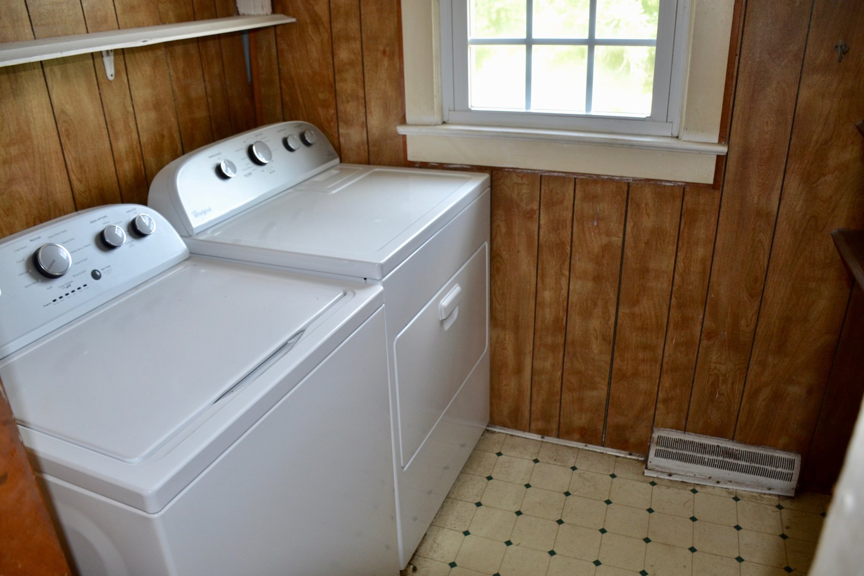 Image for 3 BR/1.5 BA Home on .8 +/- Acres Located Just off Rt. 1 in Stafford County, VA