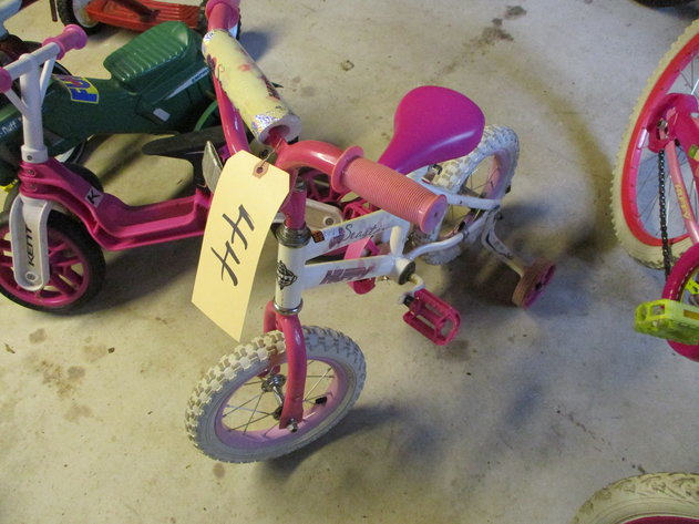 Image for LIVE AUCTION - SELLING HOUSE & PERSONAL PROPERTY August 8th @ 10:00 A.M.