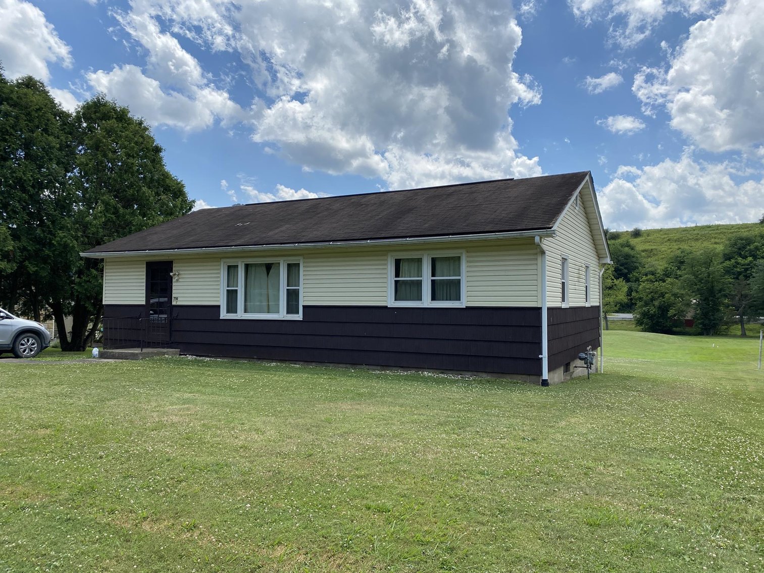 Image for 3 Bedroom with Full Walk-out Basement
