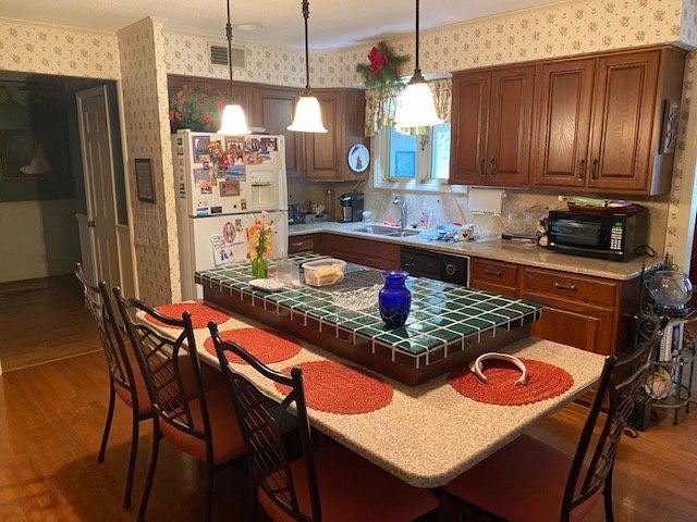 Image for Beautiful Home in Gated Community plus Contents