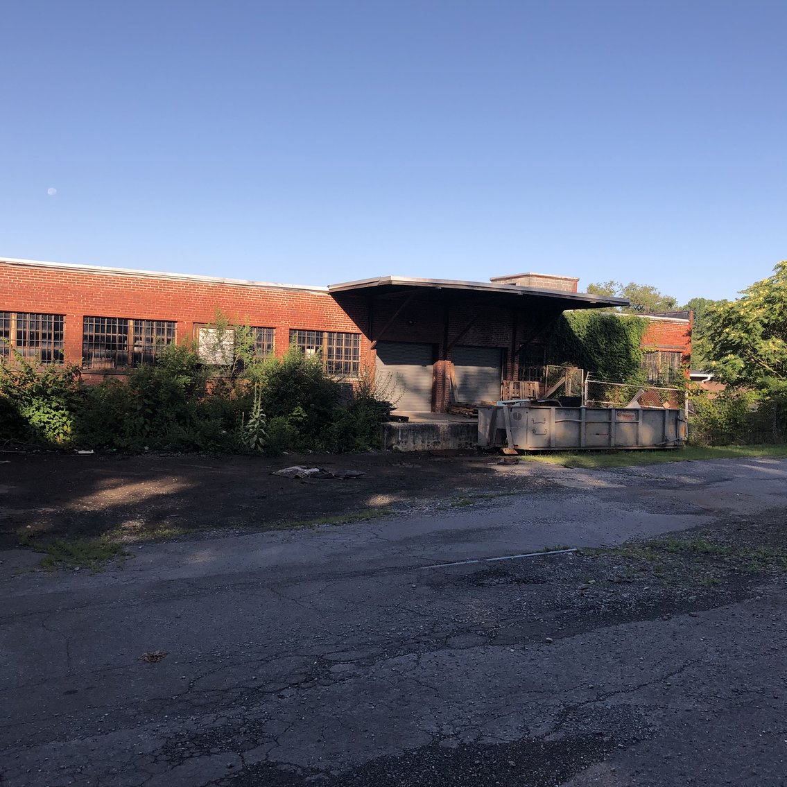 COMMERCIAL REAL ESTATE AUCTION Bristol, TN