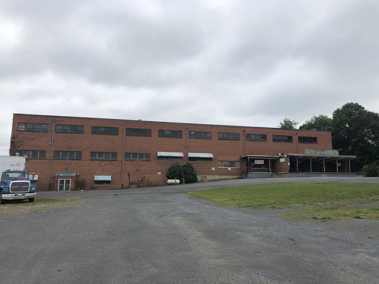 Image for COMMERCIAL REAL ESTATE AUCTION: Bristol, TN