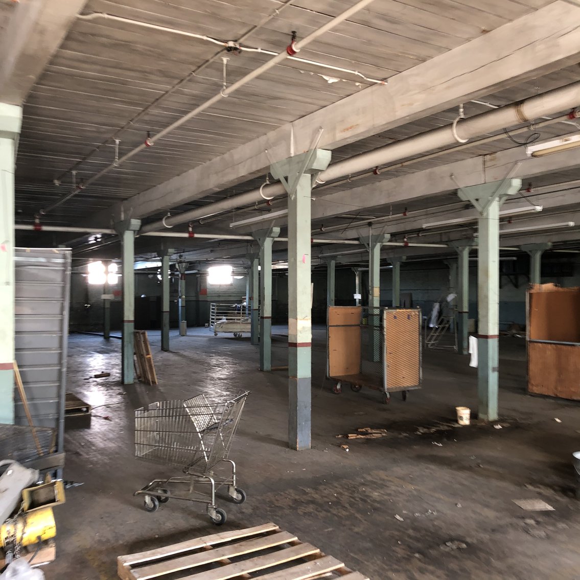 COMMERCIAL REAL ESTATE AUCTION Bristol, TN