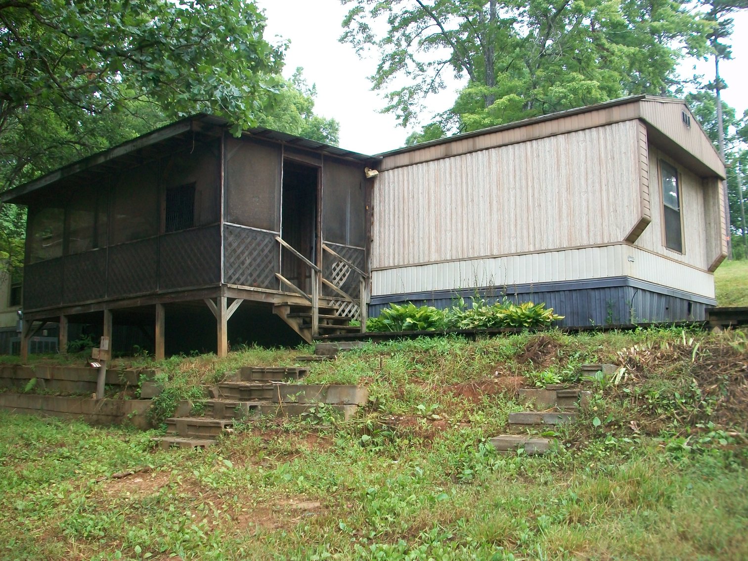 REAL ESTATE AUCTION 1.47± AC with 2BR, 2BA home (Thaxton, VA)