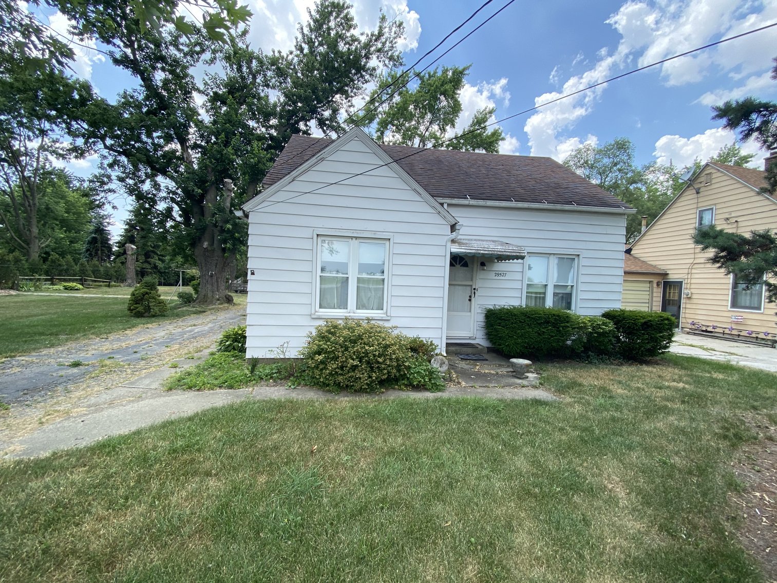 Image for ABSOLUTE AUCTION! - 29527 E Broadway Street