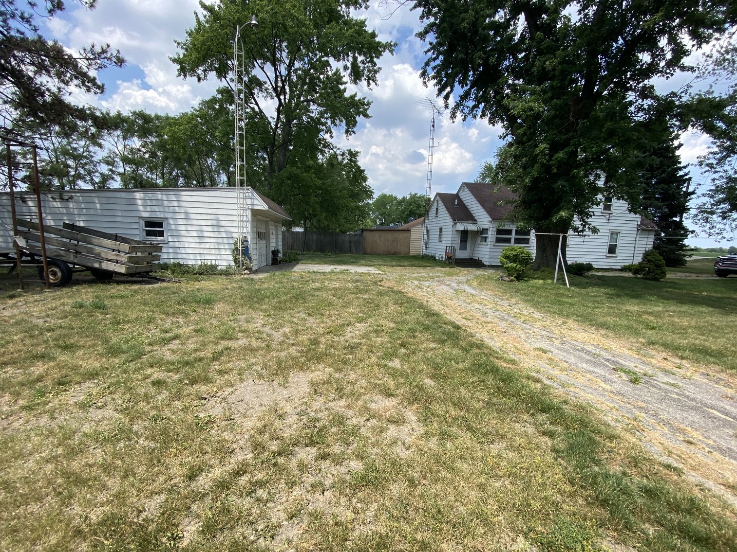 Image for ABSOLUTE AUCTION! - 29527 E Broadway Street