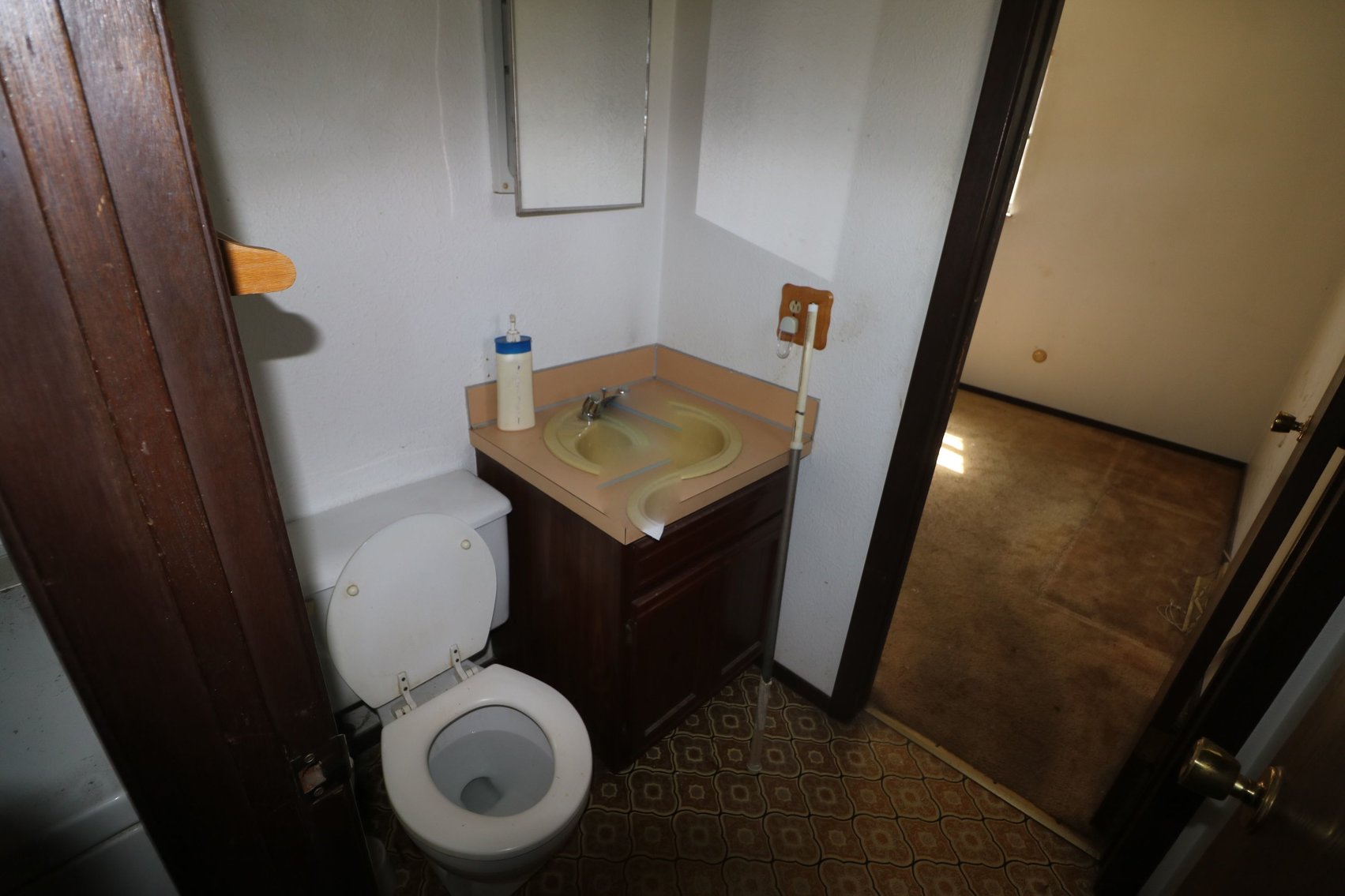 Image for MINIMUM BID AUCTION! $50,000 - 2103 Keen Avenue