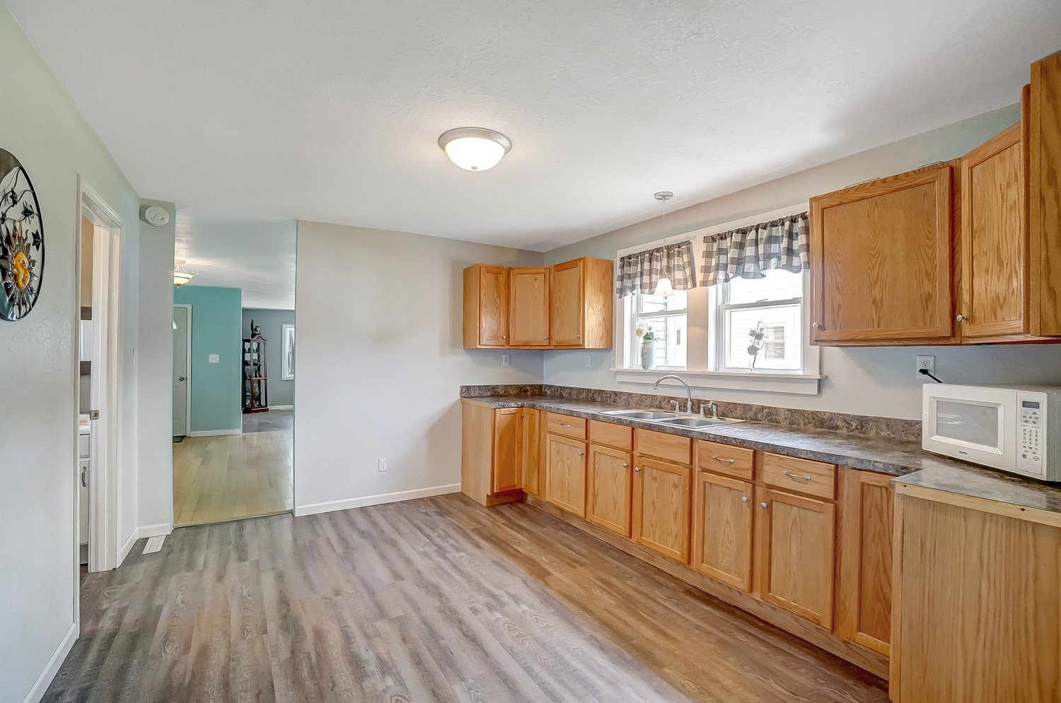 Image for MINIMUM BID AUCTION! $75,000 - 310 Perry Street