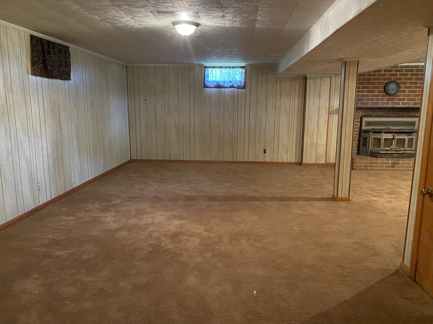 Image for 3 BR/2 BA Brick Home on 8.9 +/- Acres w/Detached Garage/Work Shop & Gorgeous Mountain Views