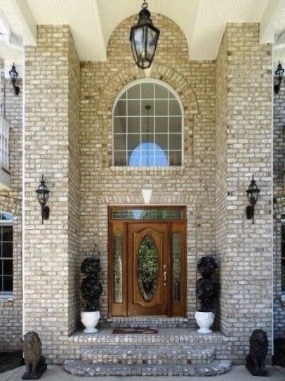 Image for Gorgeous, Well-maintained House and Contents