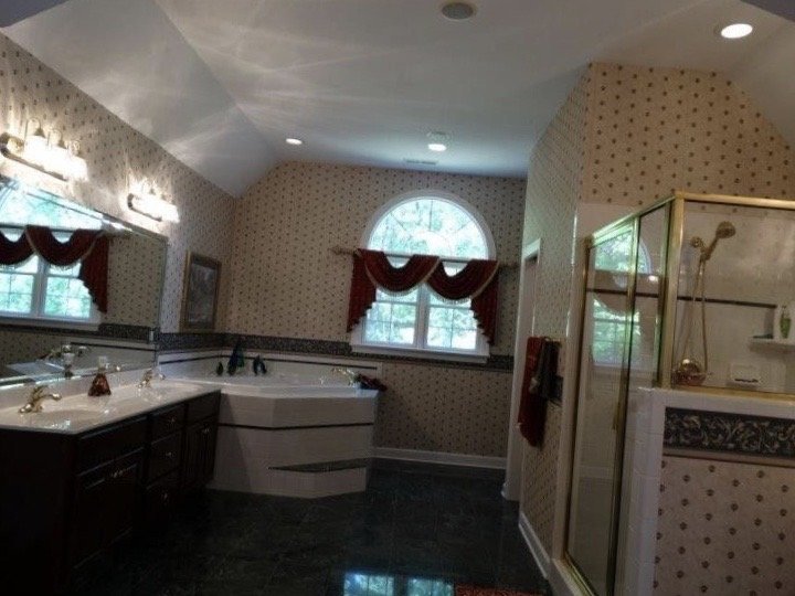 Image for Gorgeous, Well-maintained House and Contents