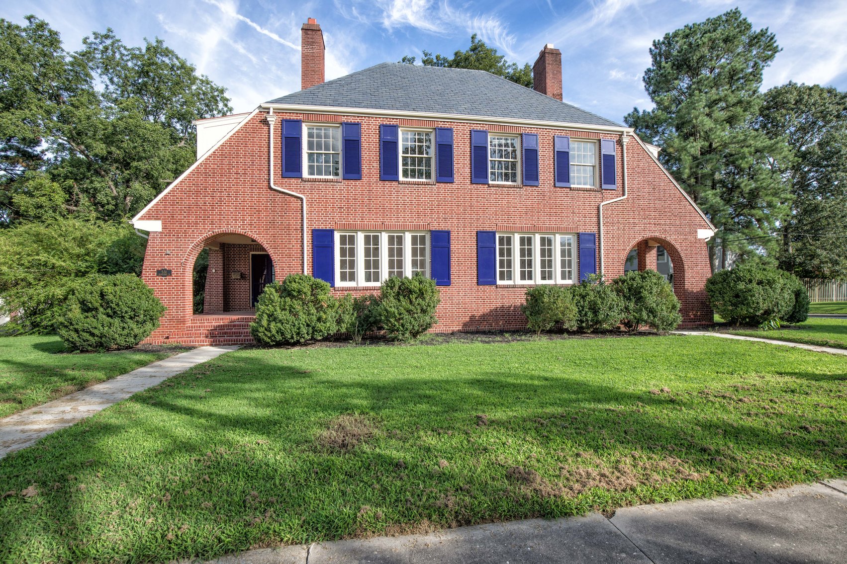 Beautiful 4Bedroom, 3.5 Bath All Brick 4,000 +/ sf. Colonial on quiet