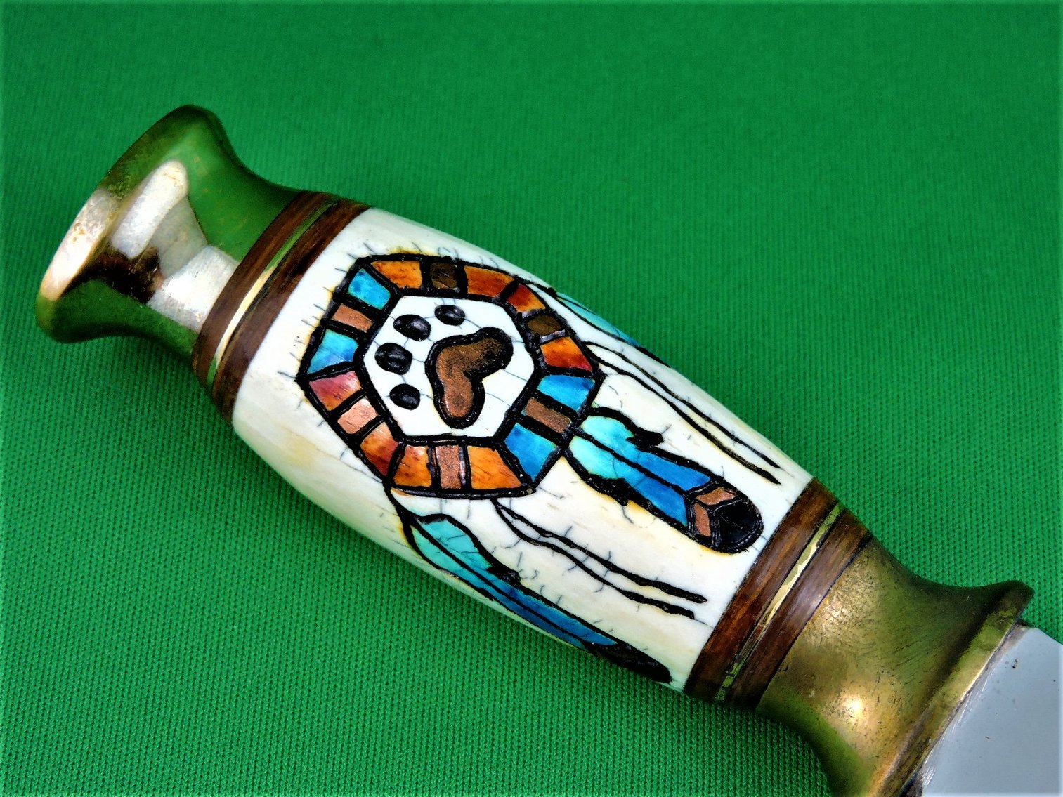 Image for Wolf Paw Print Hunting Knife - Mandella on Handle