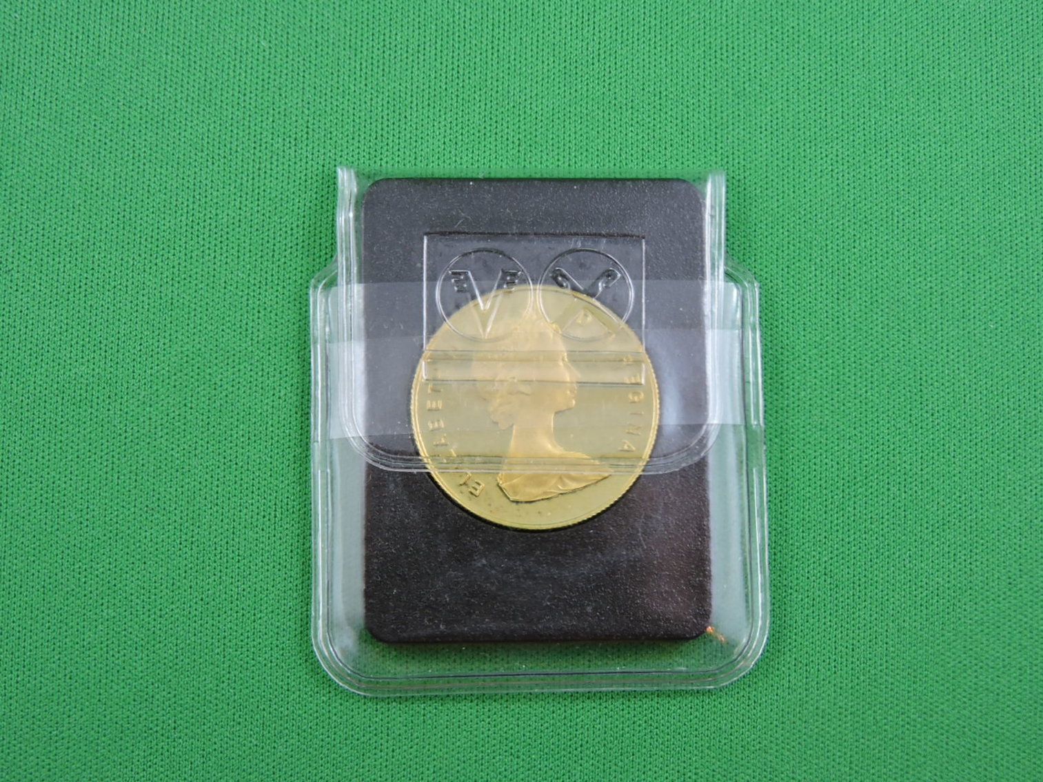 Image for Gold Coin - $100 - 1979 - Royal Canadian Mint - International Year of the Child