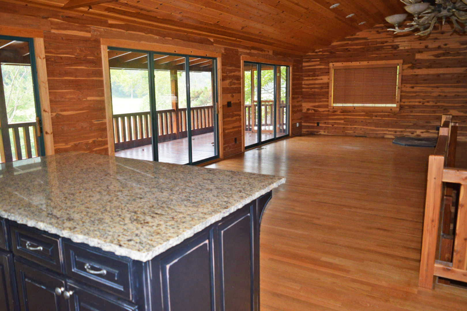 Image for (SOLD!) PUBLIC AUCTION - SATURDAY, SEPTEMBER 26, 10:00 A.M.