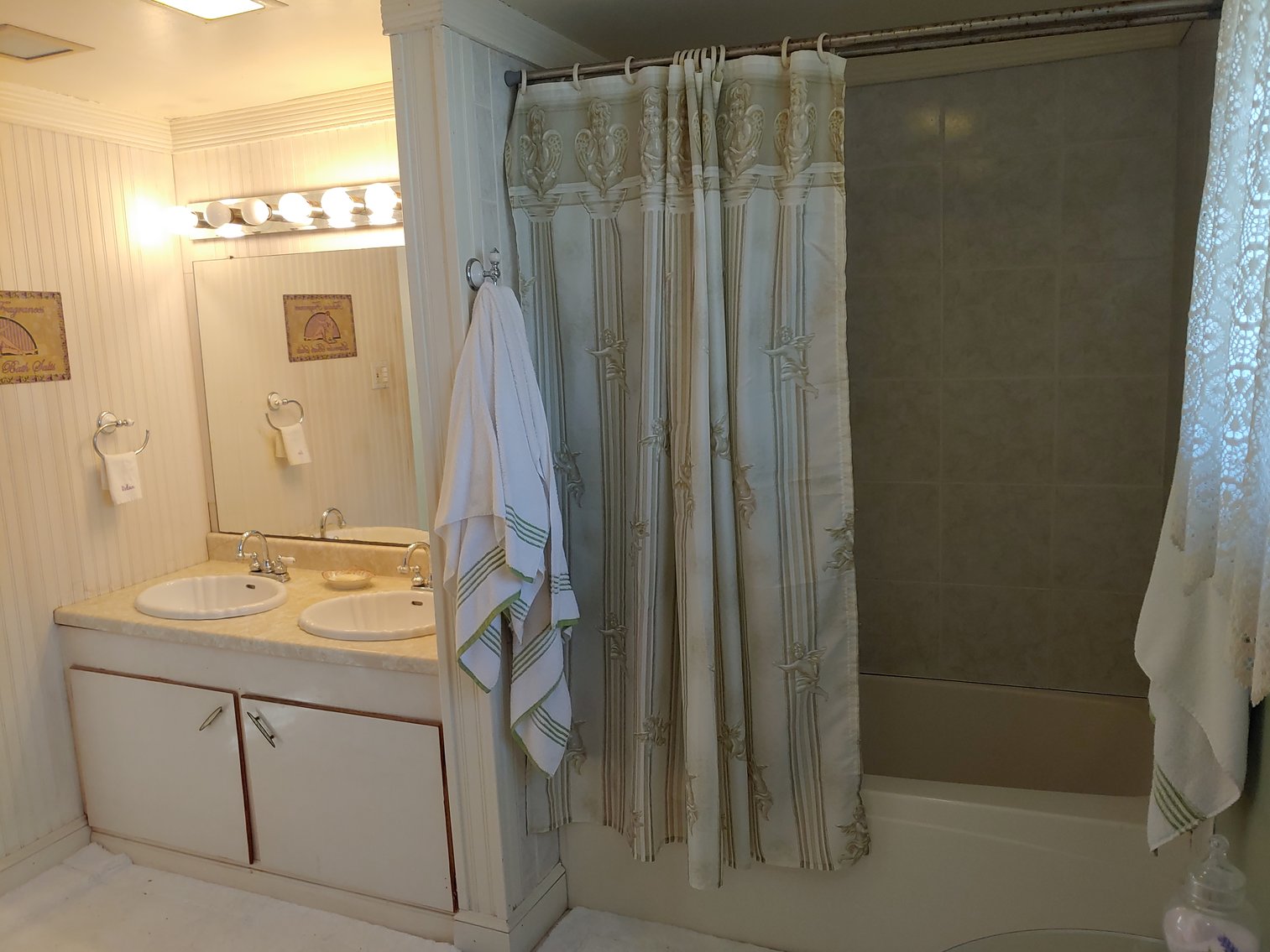 Image for HISTORIC 2½ STORY VICTORIAN 5 BEDROOM, 2 BATH W/ WRAP AROUND PORCH