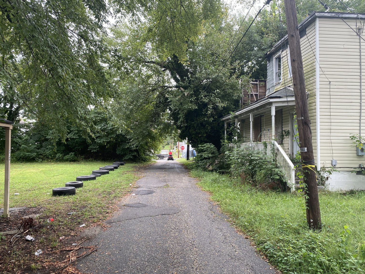 Image for Flip This House! 4 BR / 3 BA Single Family Home in Historic Petersburg – Large Front Porch - Cuthbert Subdivision – 20 Spruce St., Petersburg, VA 23803