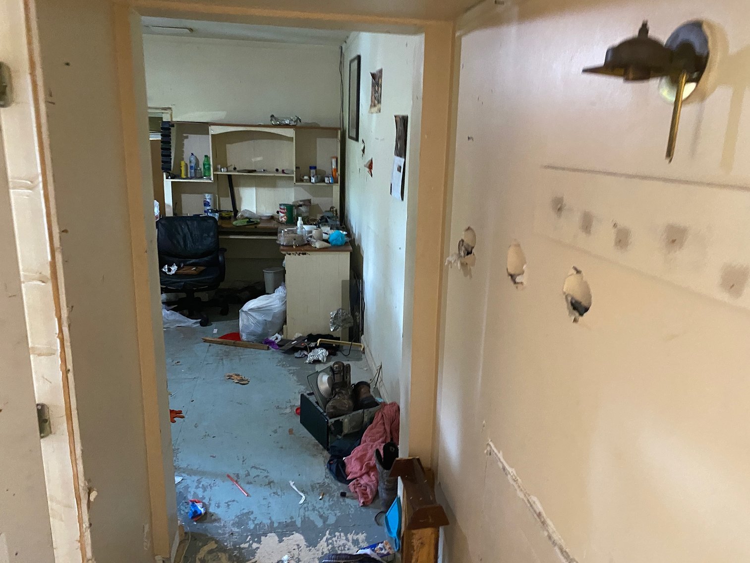 Image for UNDER CONTRACT - 4 BR / 2.5 BA Ranch House - Gloucester County - 9845 Line Fence Rd., Hayes, VA 23072