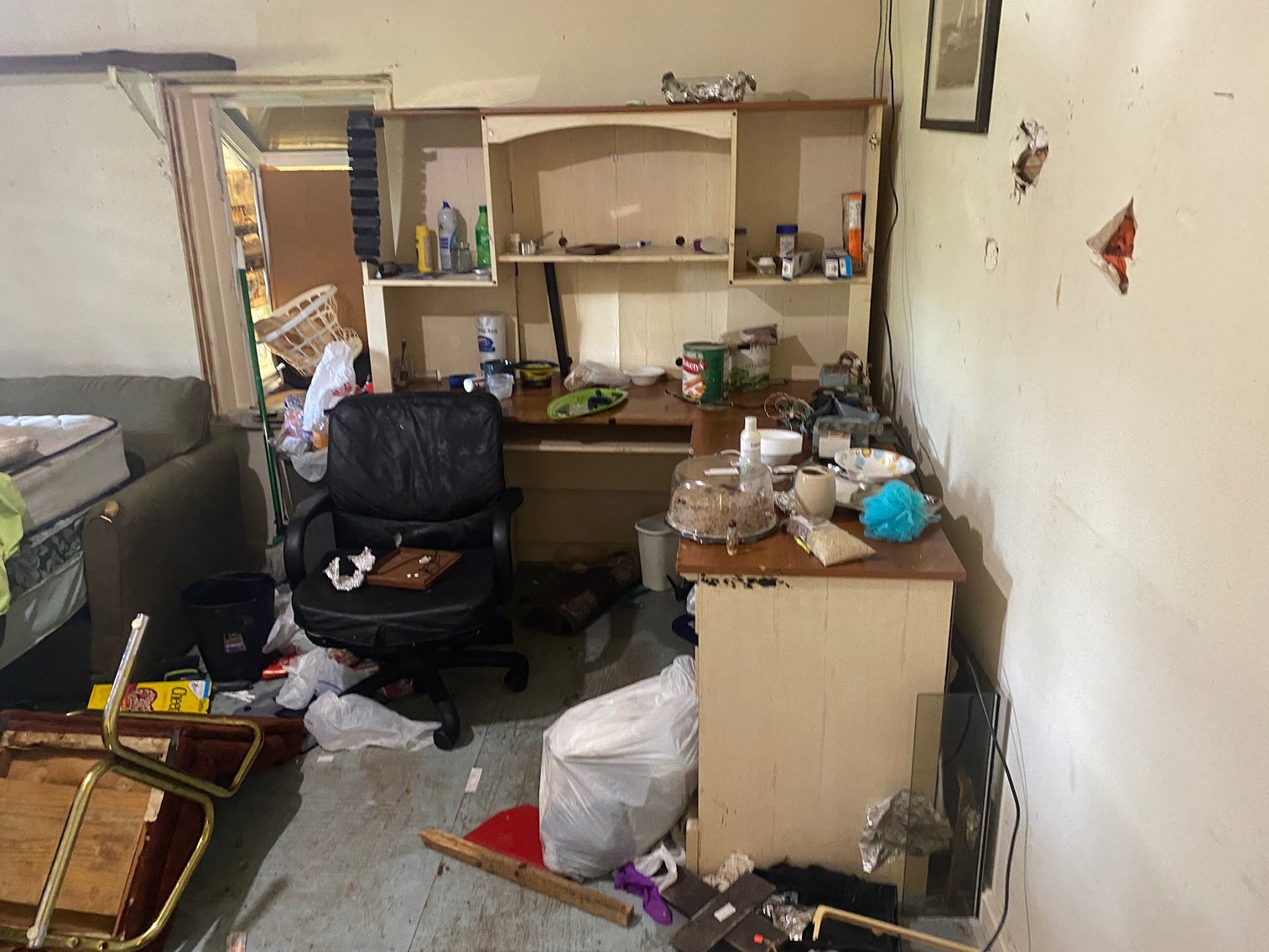 Image for UNDER CONTRACT - 4 BR / 2.5 BA Ranch House - Gloucester County - 9845 Line Fence Rd., Hayes, VA 23072