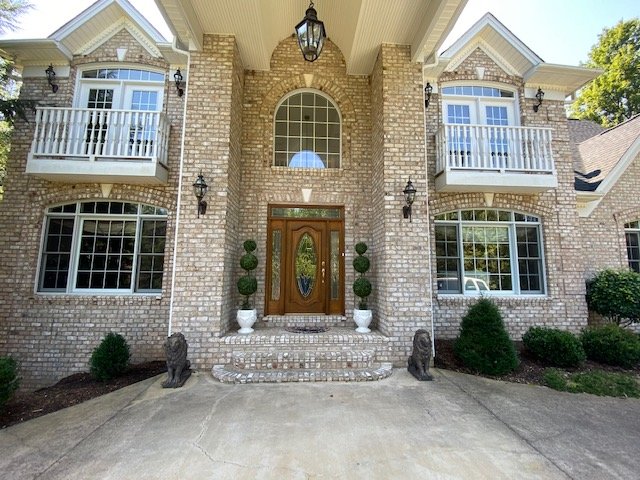 Image for Gorgeous, Well-maintained House and Contents