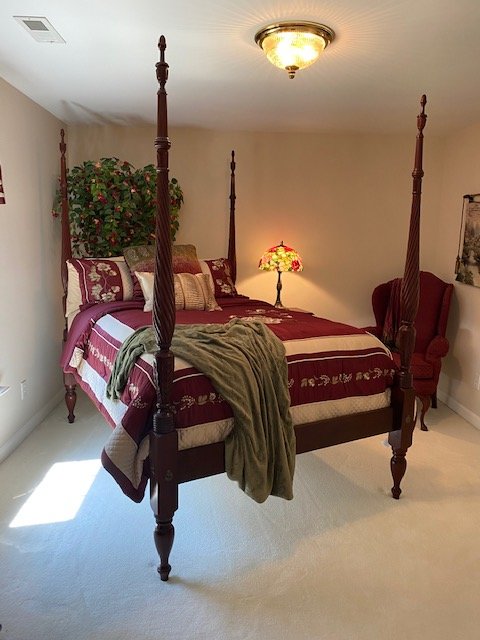 Image for Gorgeous, Well-maintained House and Contents