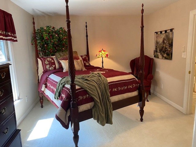 Image for Gorgeous, Well-maintained House and Contents