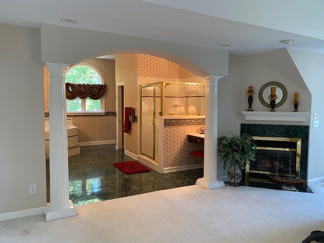 Image for Gorgeous, Well-maintained House and Contents