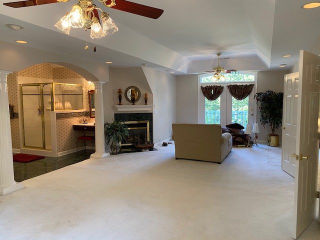 Image for Gorgeous, Well-maintained House and Contents