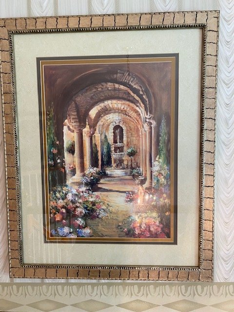 Image for Gorgeous, Well-maintained House and Contents