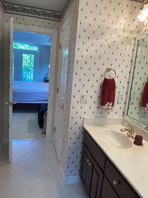 Image for Gorgeous, Well-maintained House and Contents