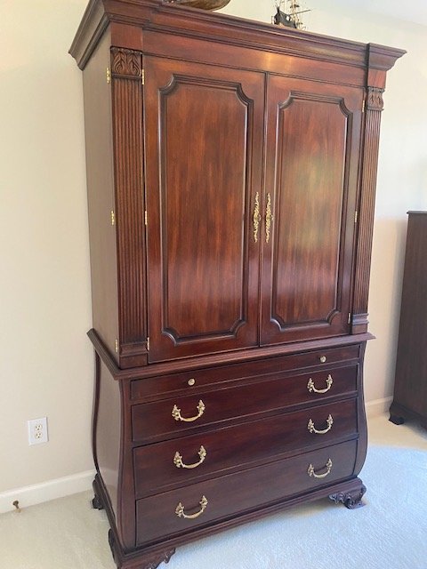 Image for Gorgeous, Well-maintained House and Contents