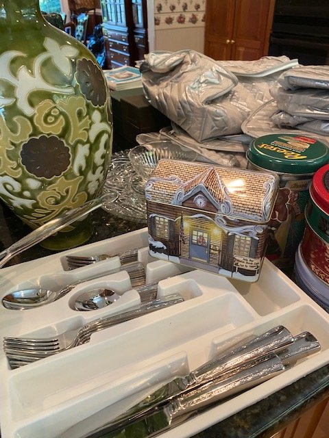 Image for Gorgeous, Well-maintained House and Contents