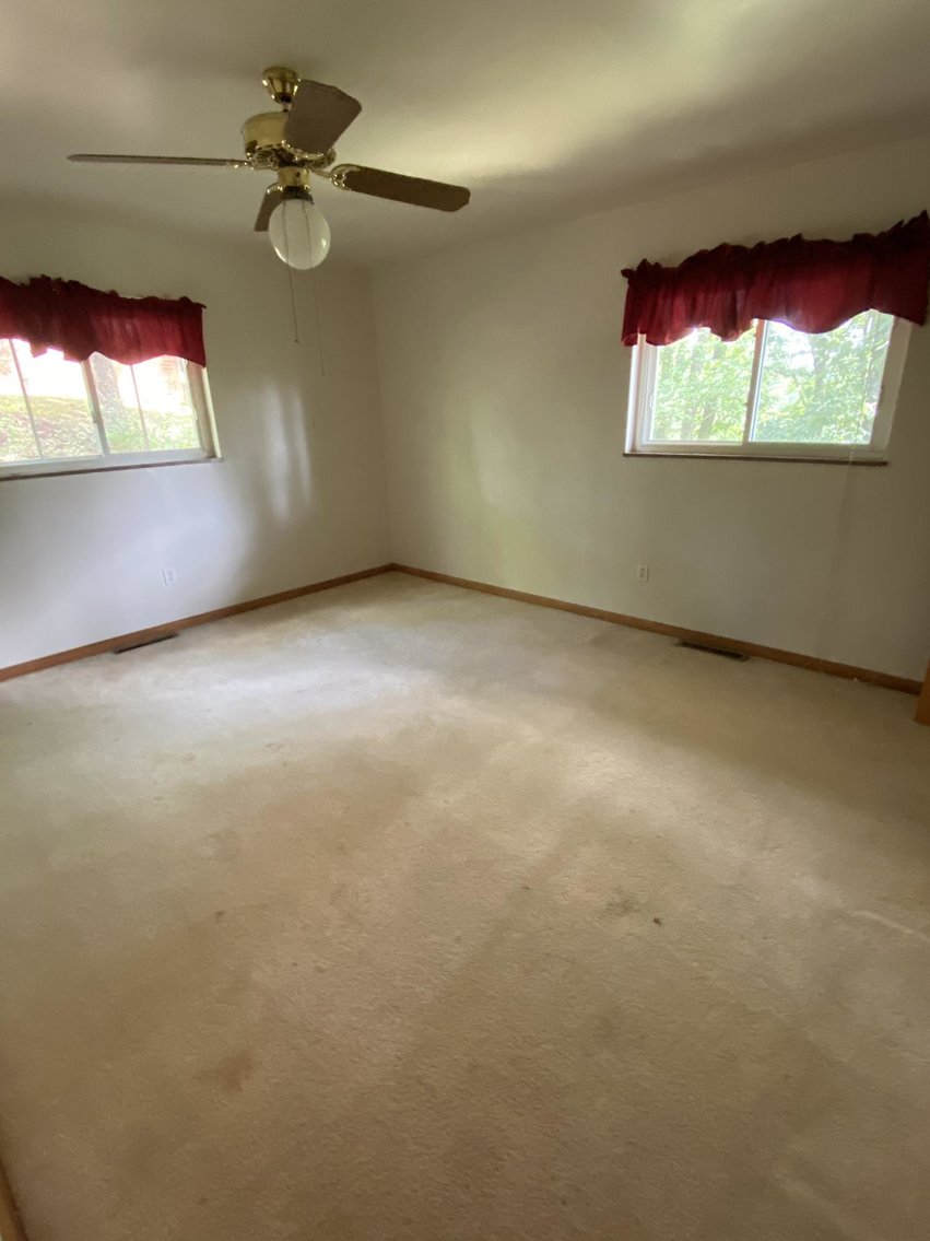 Image for SOLD $105,600 - 3 Bedroom in South Hills Sold to the Highest Bidder