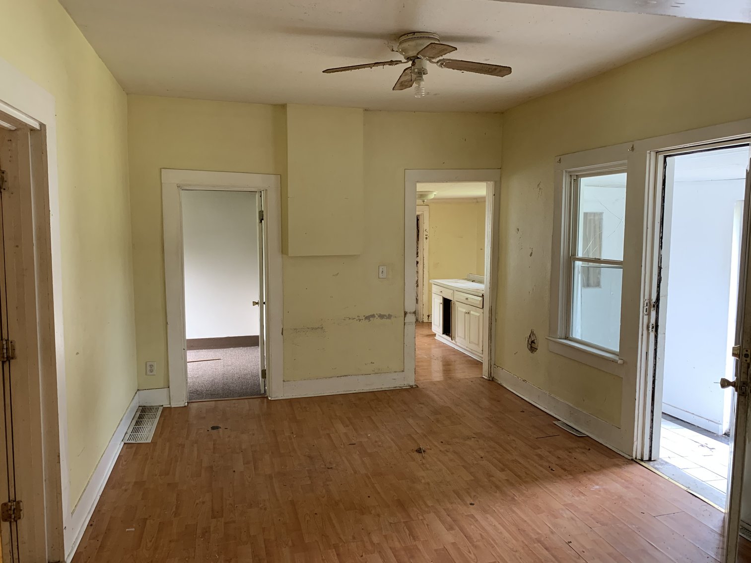 Image for MINIMUM BID AUCTION! $49,000 - 1215 S Crissey Road