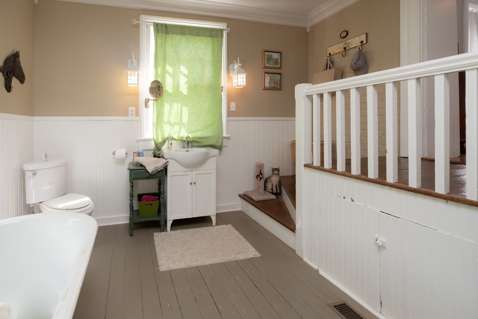 Image for REAL ESTATE LISTING: Historic Ivy Cliff (Forest, VA)