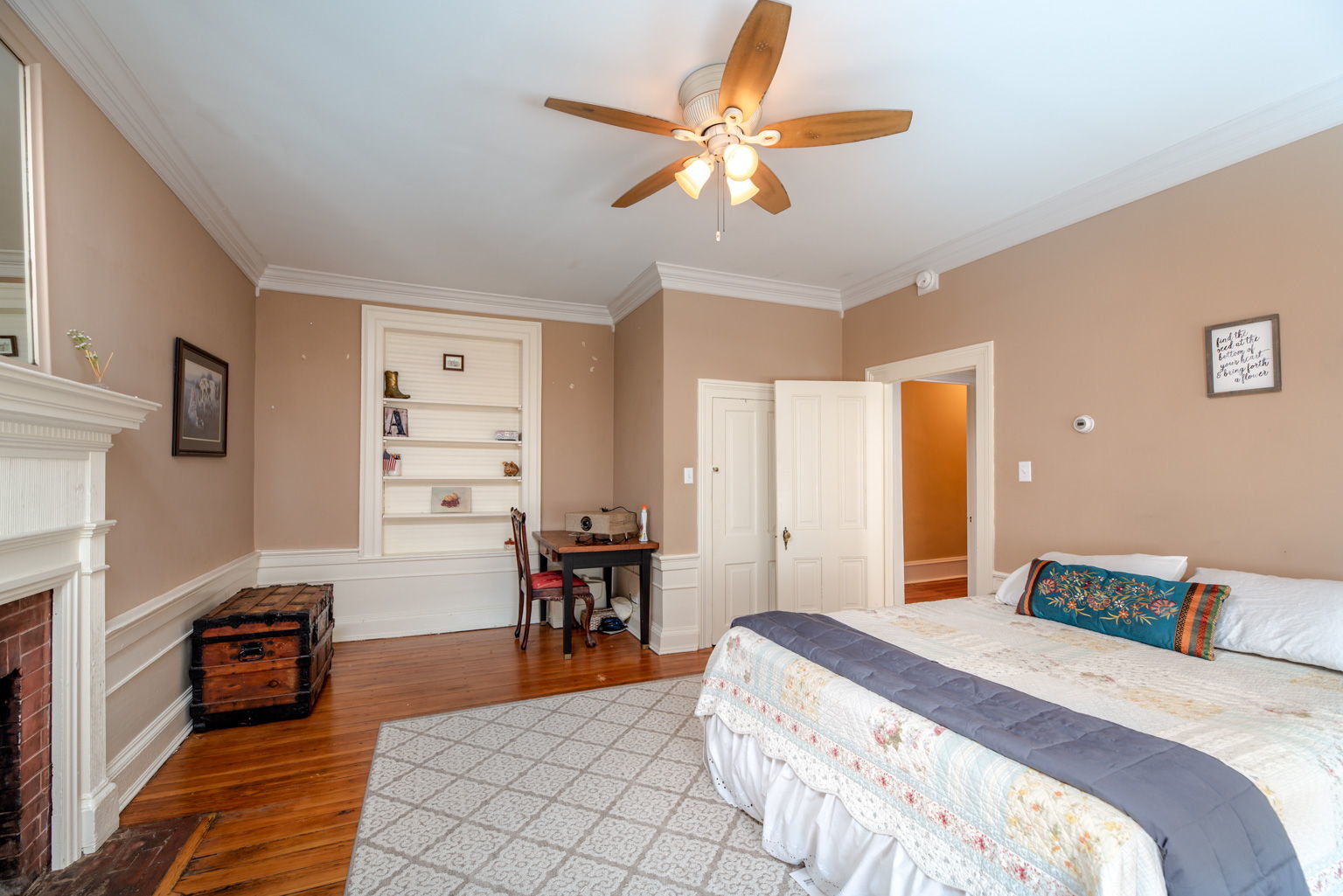 Image for REAL ESTATE LISTING: Historic Ivy Cliff (Forest, VA)