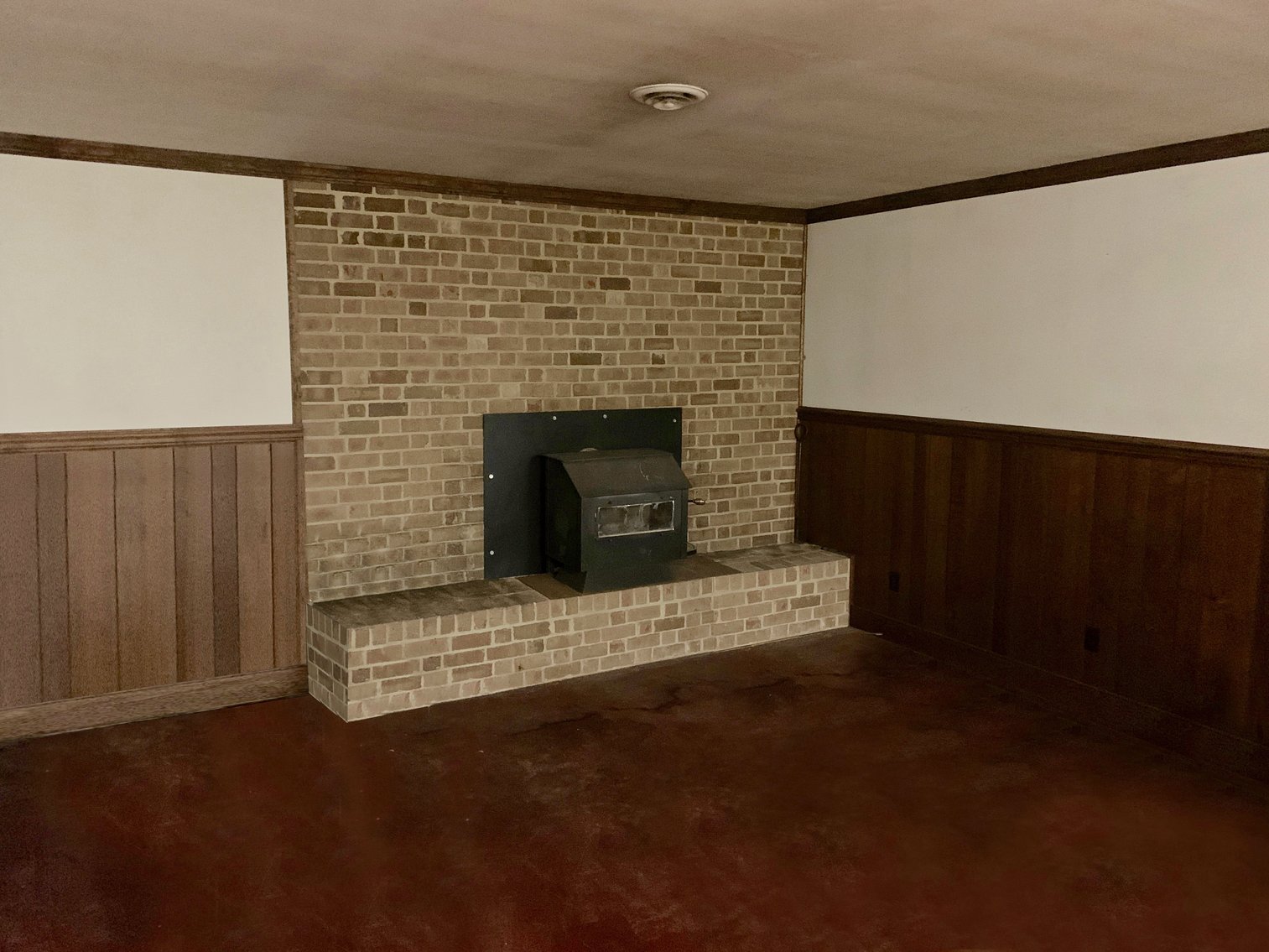 Image for 3 BR/2.5 BA Brick Home on 2.1 +/- Acres Only Minutes from NSWC Dahlgren-- SELLS to the HIGHEST BIDDER!!