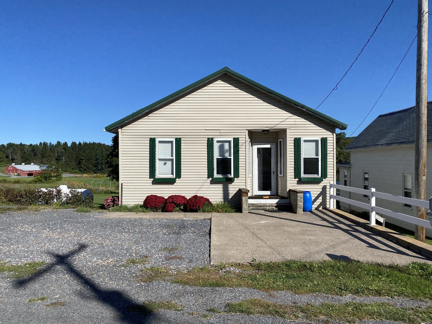 Image for Move-in Ready 2-Bedroom Sold to the Highest Bidder