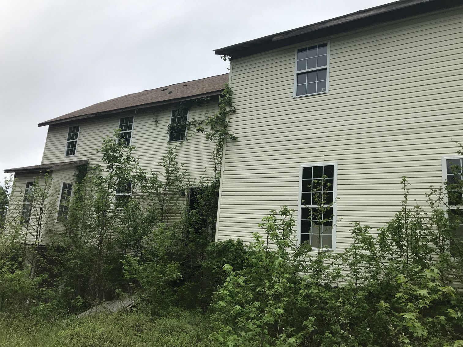 Image for SALE ORDERED BY US BANKRUPTCY COURT - 4 BR/2 BA - 7,132 SF - Single Family Home - Essex County - 2247 Rose Mount Rd. , Hustle VA 22476