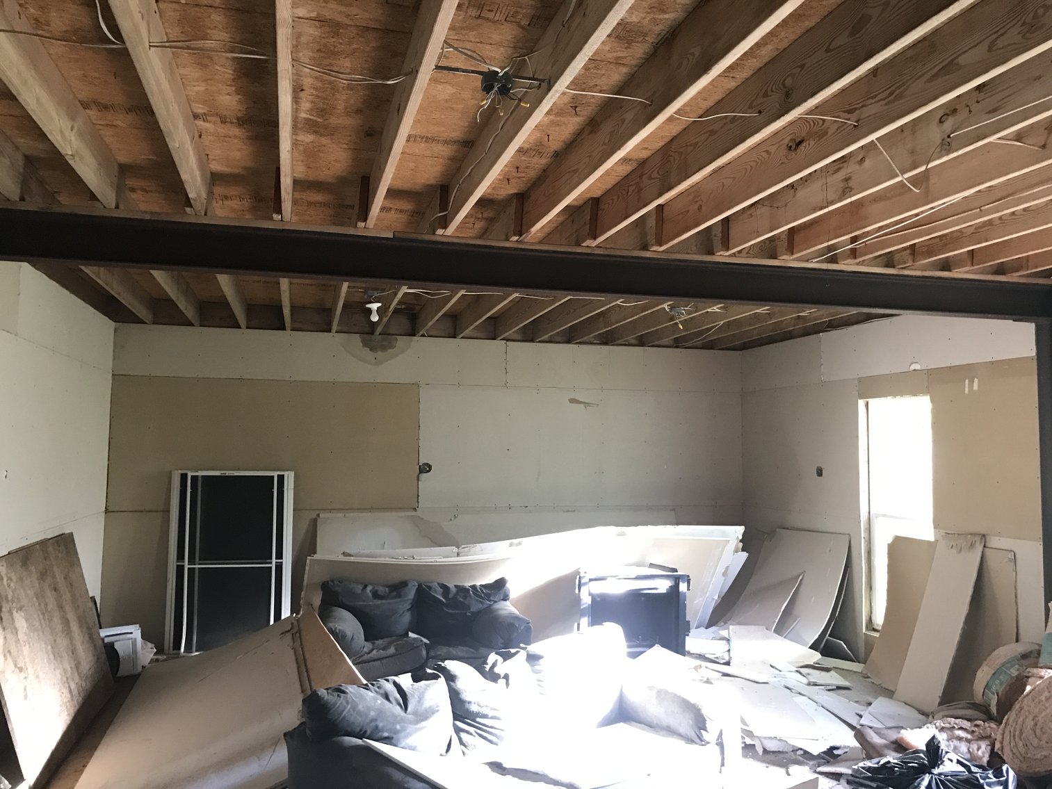 Image for SALE ORDERED BY US BANKRUPTCY COURT - 4 BR/2 BA - 7,132 SF - Single Family Home - Essex County - 2247 Rose Mount Rd. , Hustle VA 22476