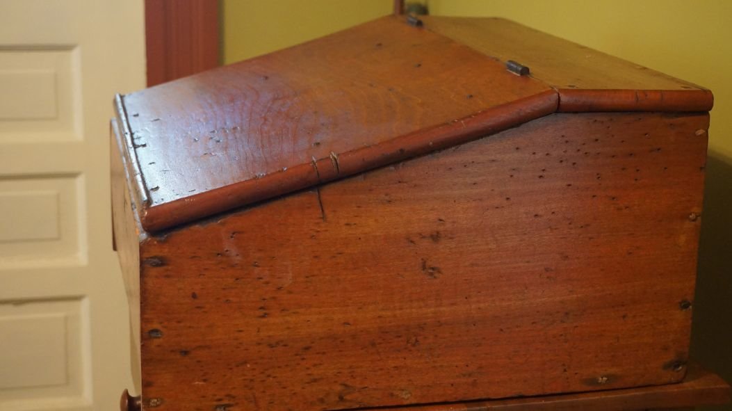 Image for Onancock, VA Room and Contents Online Auction