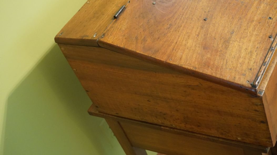 Image for Onancock, VA Room and Contents Online Auction